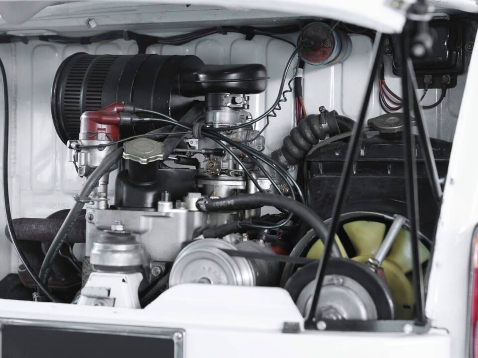 Image 36/47 of Abarth Fiat 850 TC (1965)