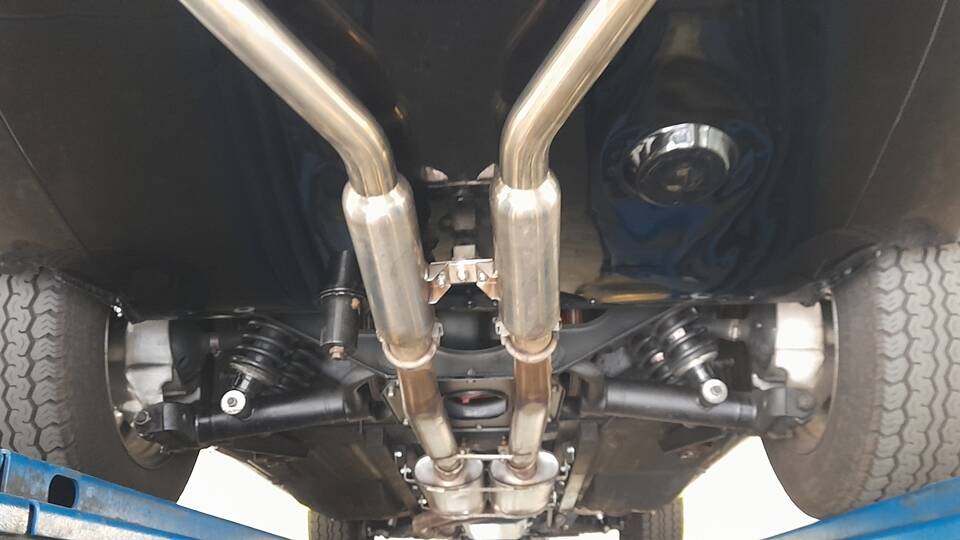 Image 19/24 of Jaguar E-Type (1970)