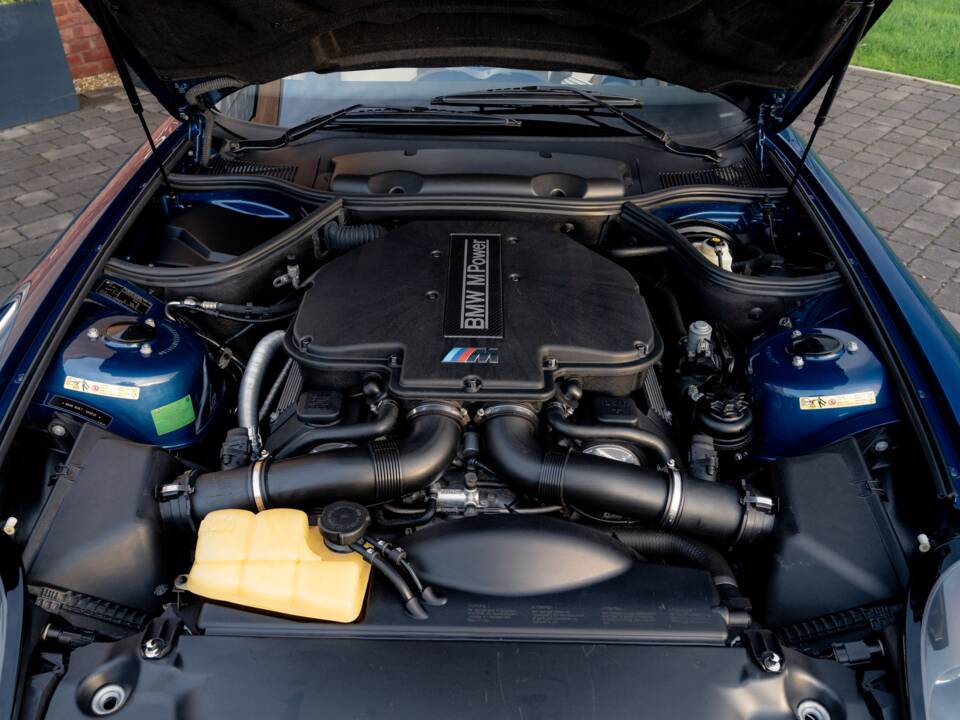 Afbeelding 76/77 van BMW Z8 (2001)