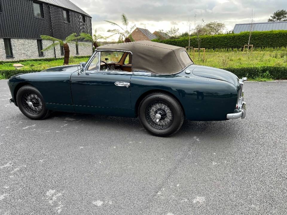 Afbeelding 39/50 van Aston Martin DB 2&#x2F;4 Mk I DHC (1954)