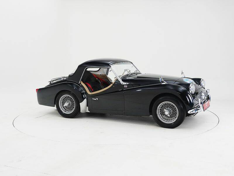 Afbeelding 10/15 van Triumph TR 3A (1960)