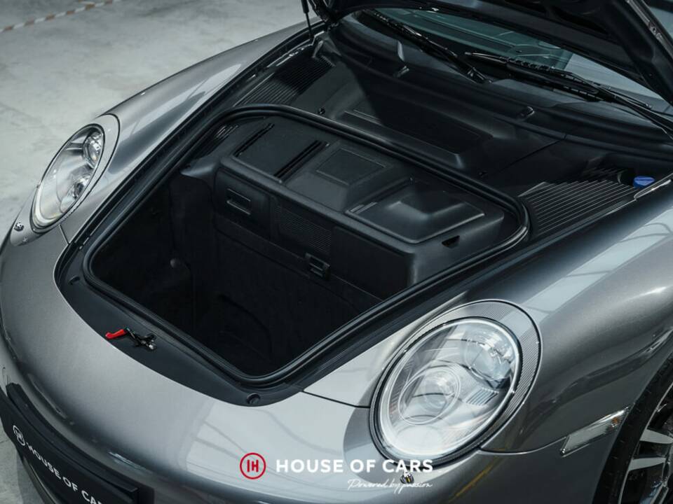 Bild 12/24 von Porsche 911 Turbo S (2011)