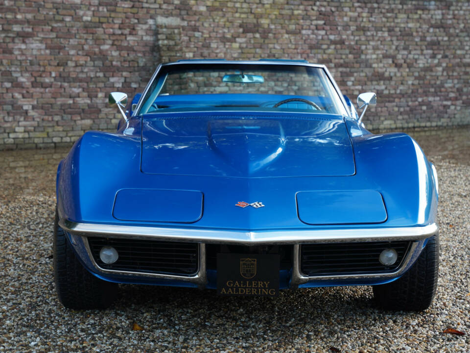 Image 5/50 of Chevrolet Corvette Stingray (1968)