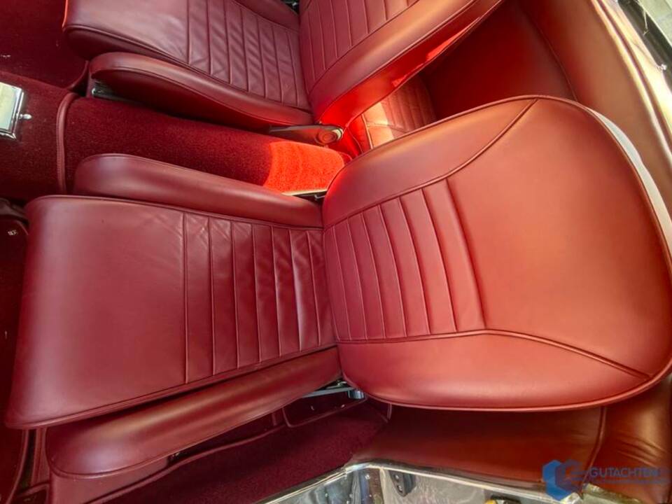 Bild 57/98 von Alfa Romeo 2000 Spider (1960)