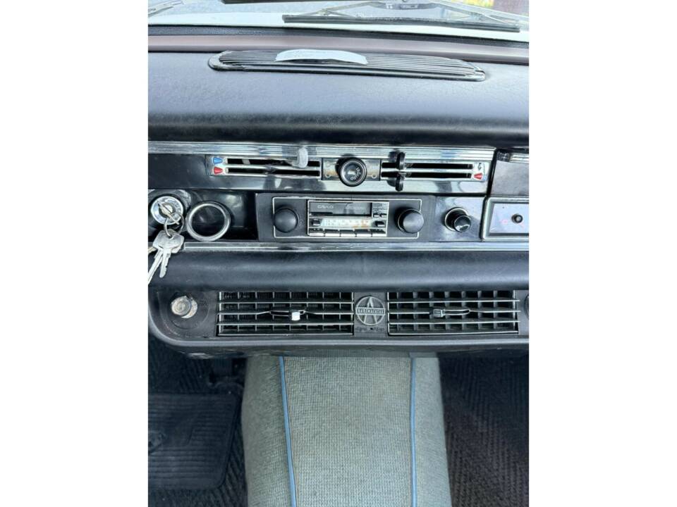 Bild 27/50 von Mercedes-Benz 230 (1968)
