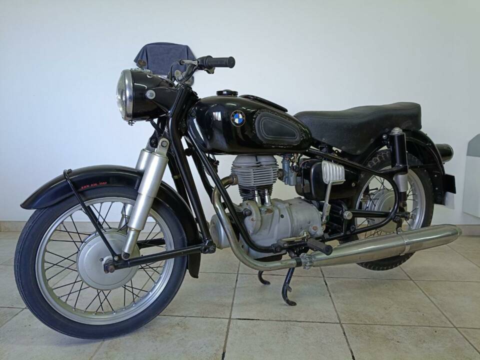 Bild 9/27 von BMW DUMMY (1957)