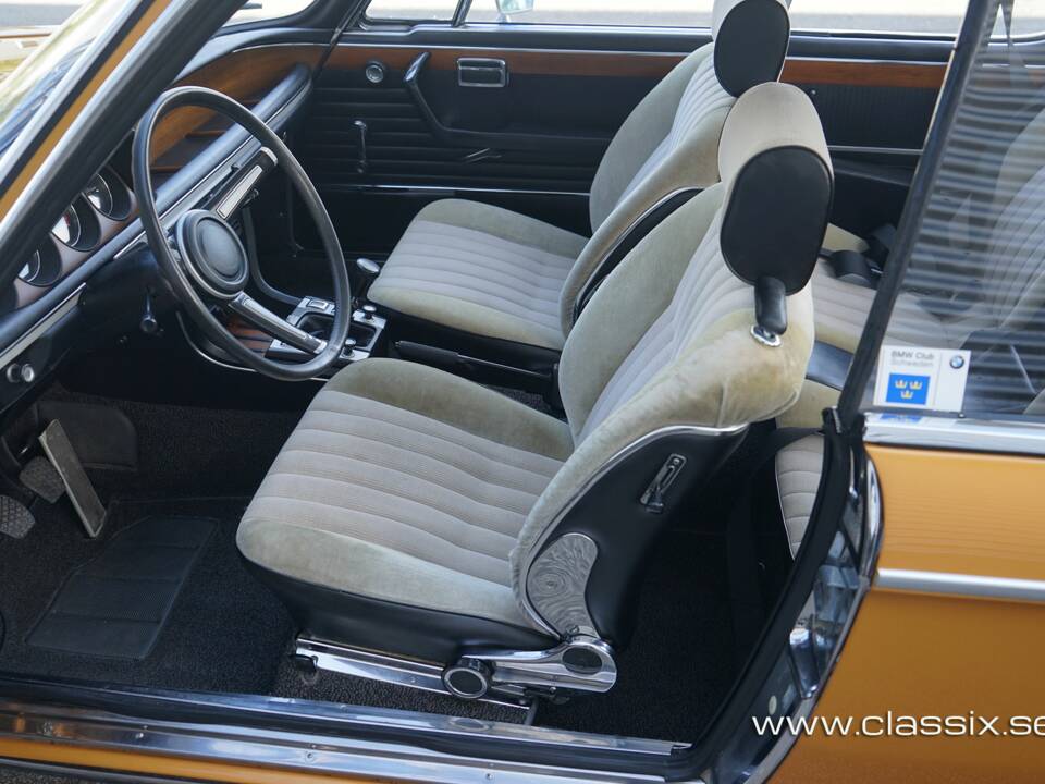 Image 3/32 of BMW 3.0 CS (1972)