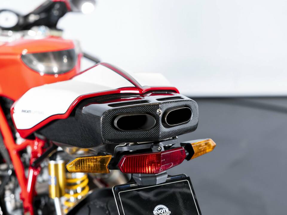 Bild 17/40 von Ducati DUMMY (2004)
