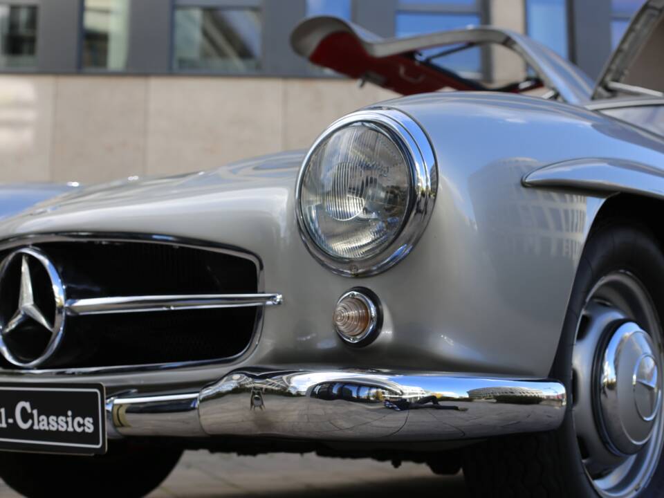 Image 12/37 of Mercedes-Benz 300 SL "Gullwing" (1954)