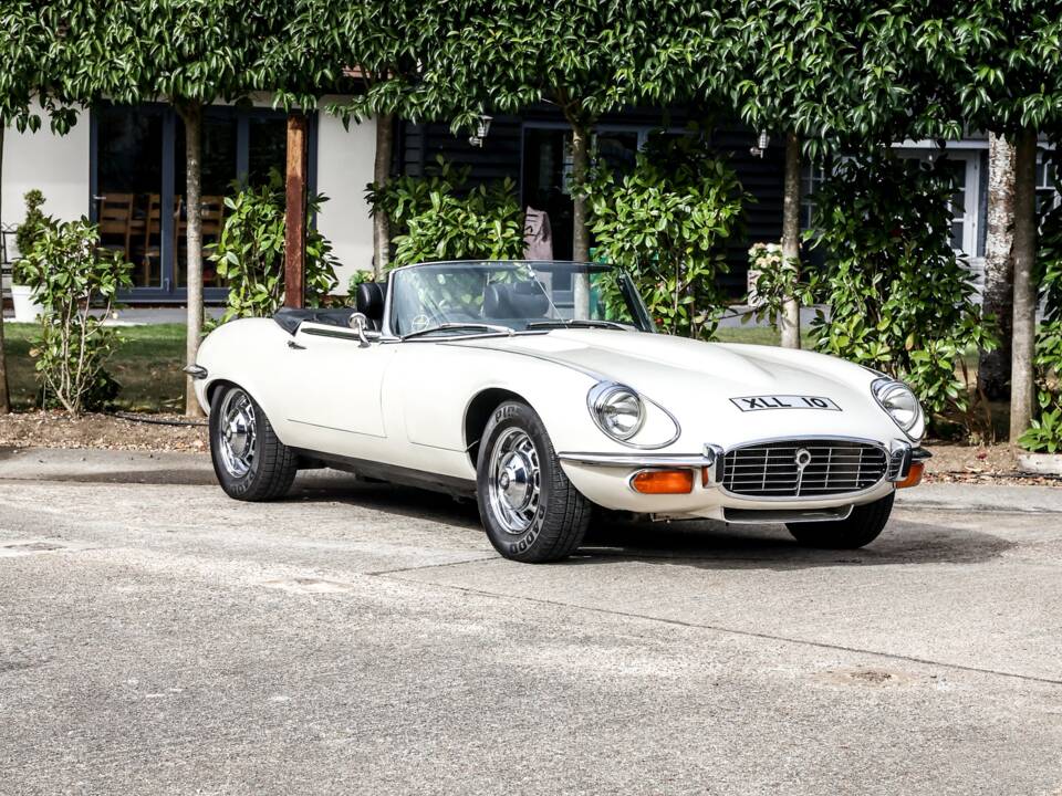 Bild 17/41 von Jaguar E-Type V12 (1972)