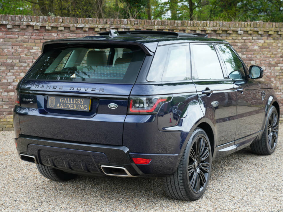 Image 19/50 of Land Rover Range Rover Sport P400e PHEV (2020)