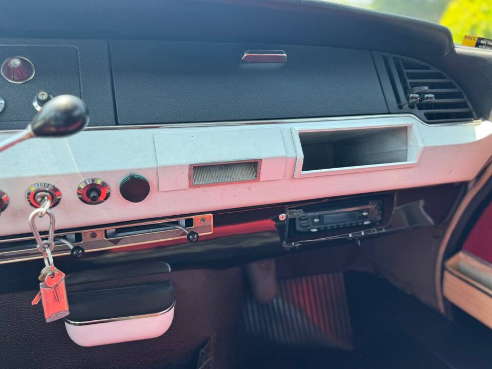 Image 21/29 of Citroën ID 19 (1958)