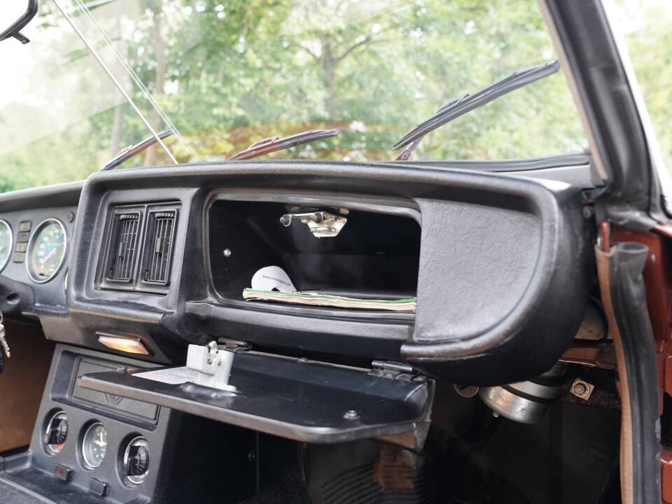 Image 54/100 of MG MGB (1978)