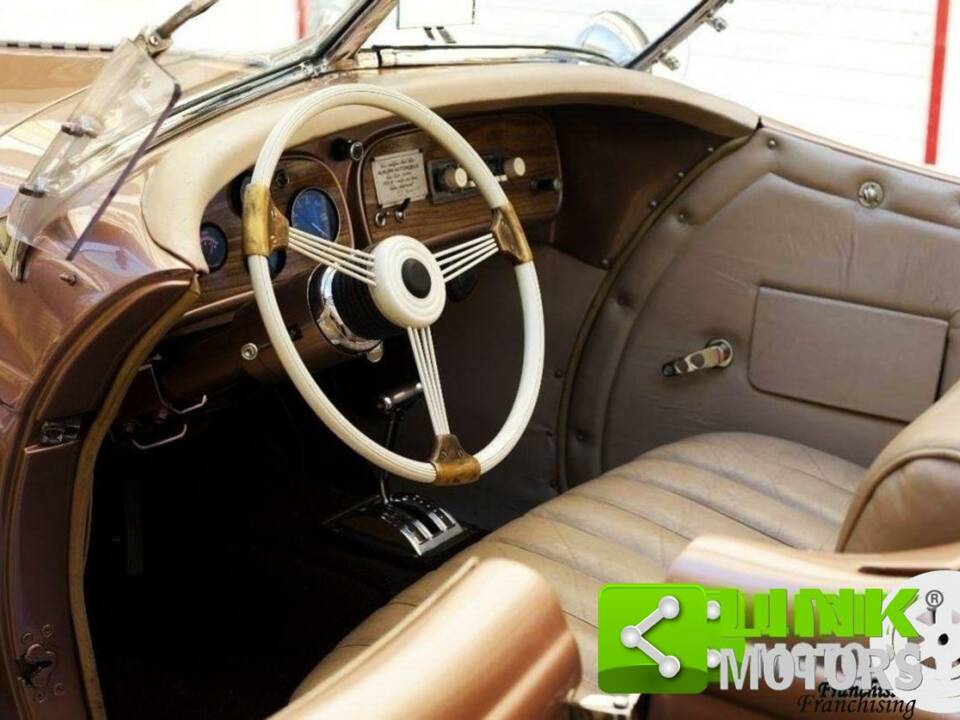 Image 4/10 of Auburn Speedster 851 (1974)