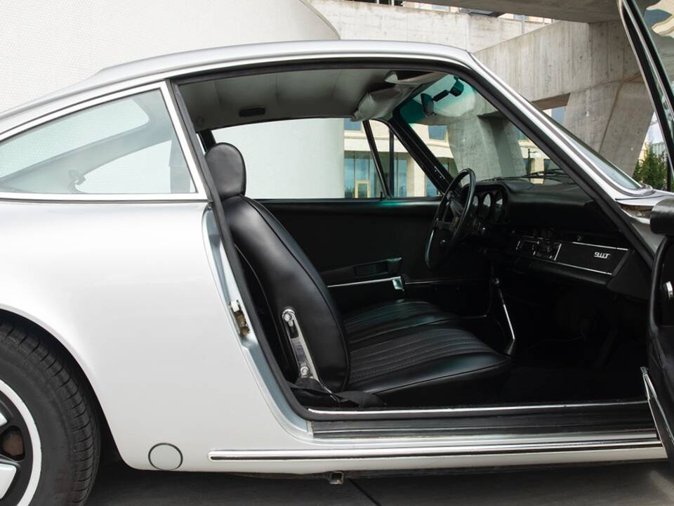 Image 8/27 of Porsche 911 2.0 T (1969)