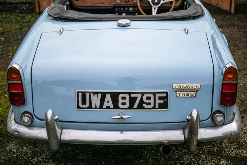 Image 22/29 of Triumph TR 5 PI (1968)