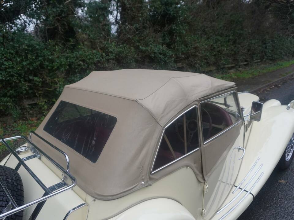 Bild 18/19 von MG TF 1500 (1954)