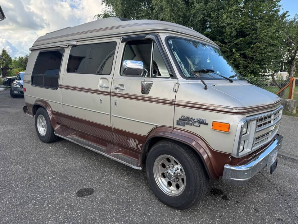 Immagine 1/14 di Chevrolet Van (1989)