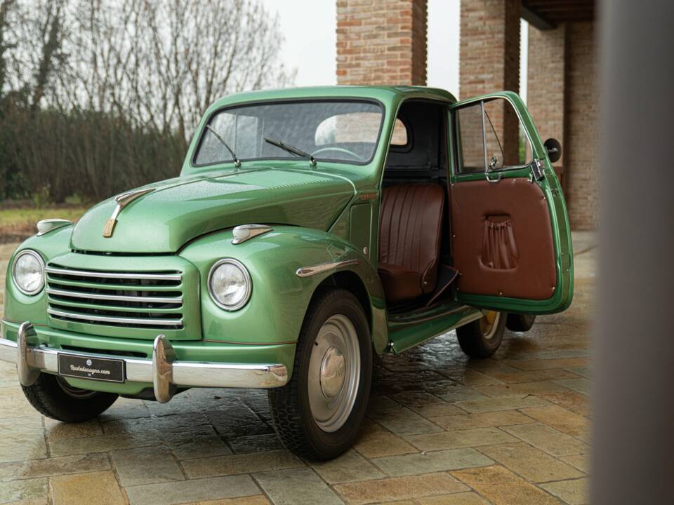 Bild 10/50 von FIAT 500 C Furgonato (1951)