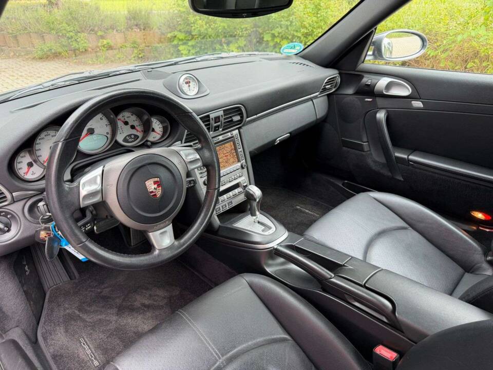 Bild 15/27 von Porsche 911 Carrera 4S (2007)