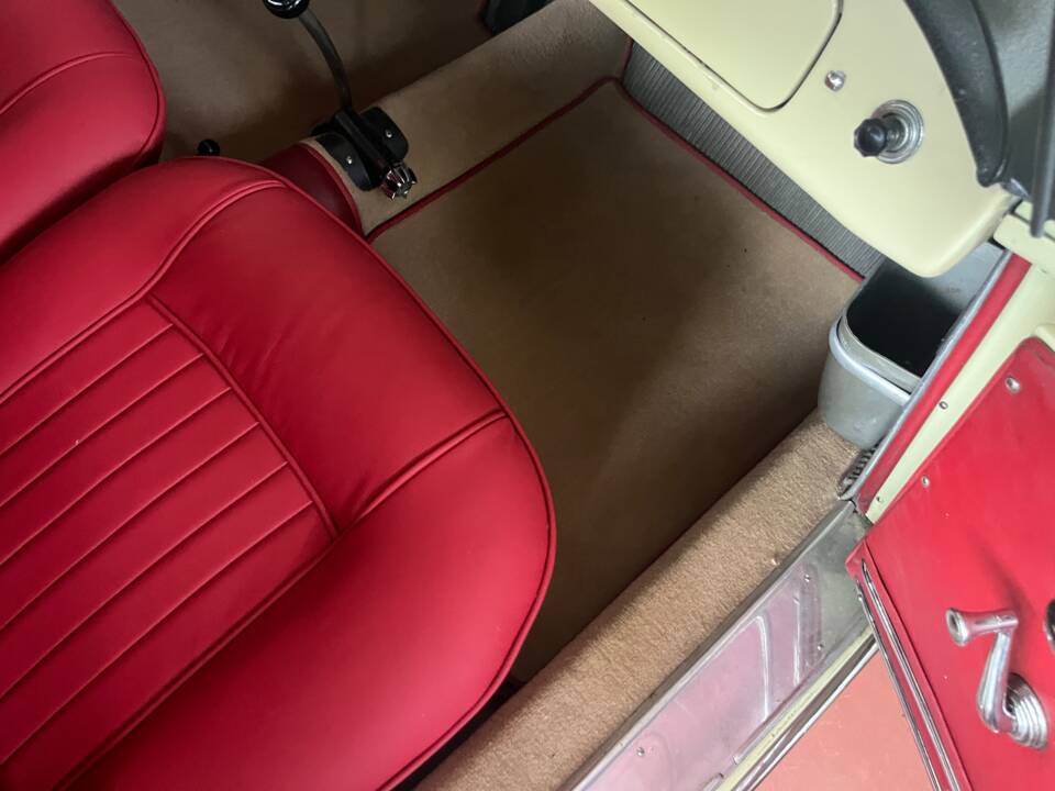 Bild 60/65 von Lancia Aurelia B24 (1958)