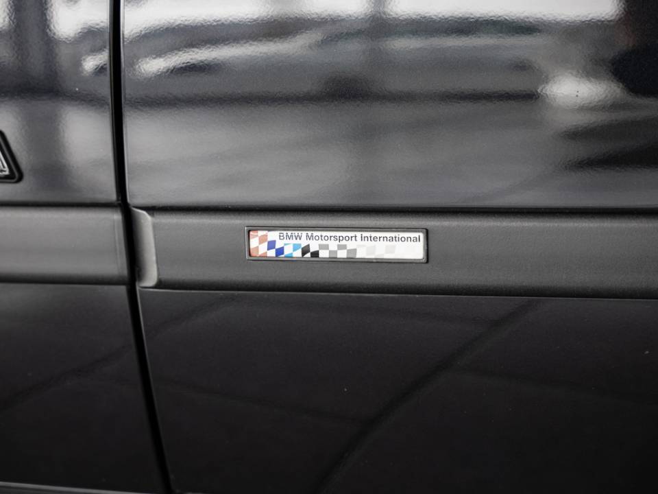 Immagine 25/36 di BMW 318is &quot;Class II&quot; (1994)