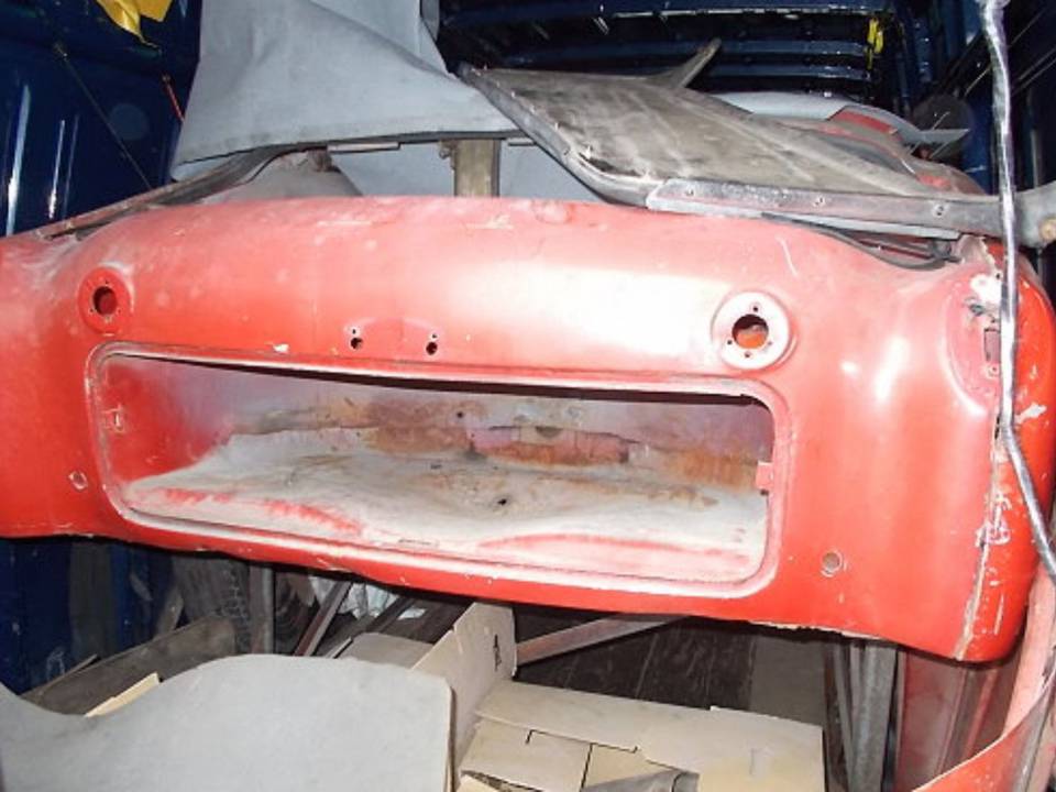 Image 6/13 of Triumph TR 3A (1958)