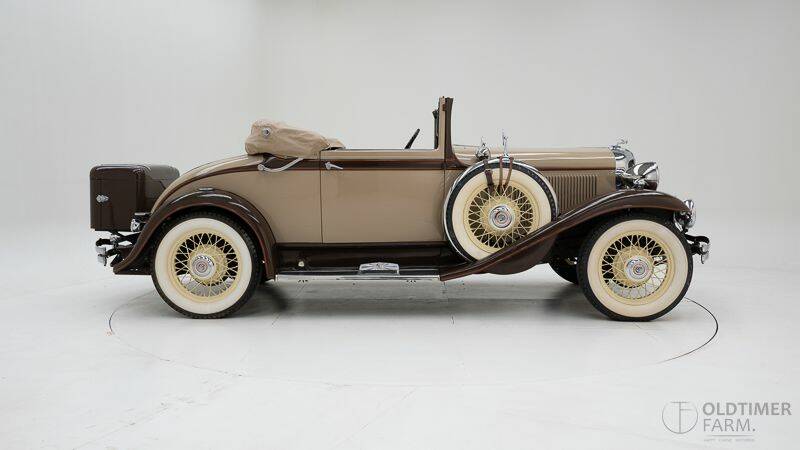 Image 6/15 of Chrysler Series CM (1931)