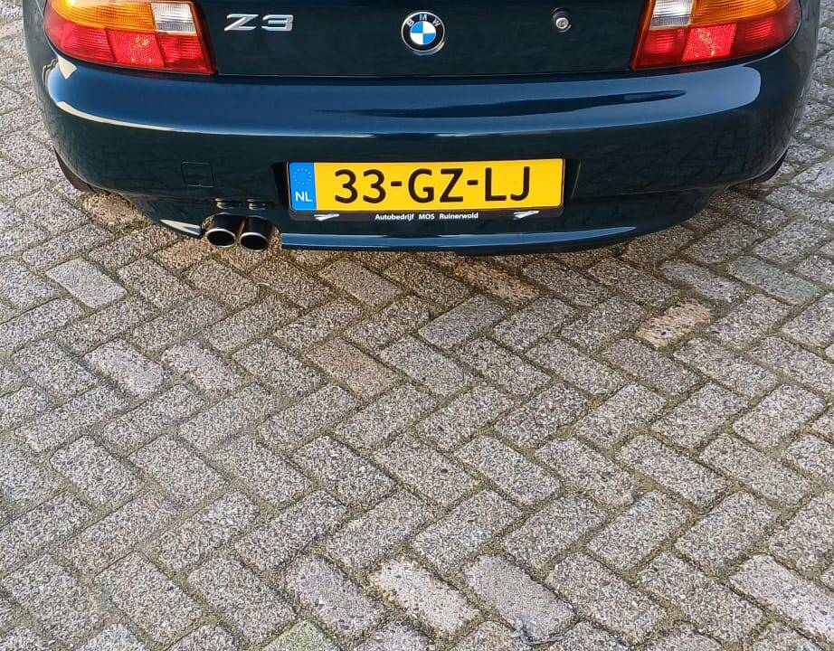 Bild 9/16 von BMW Z3 1.8 (1997)