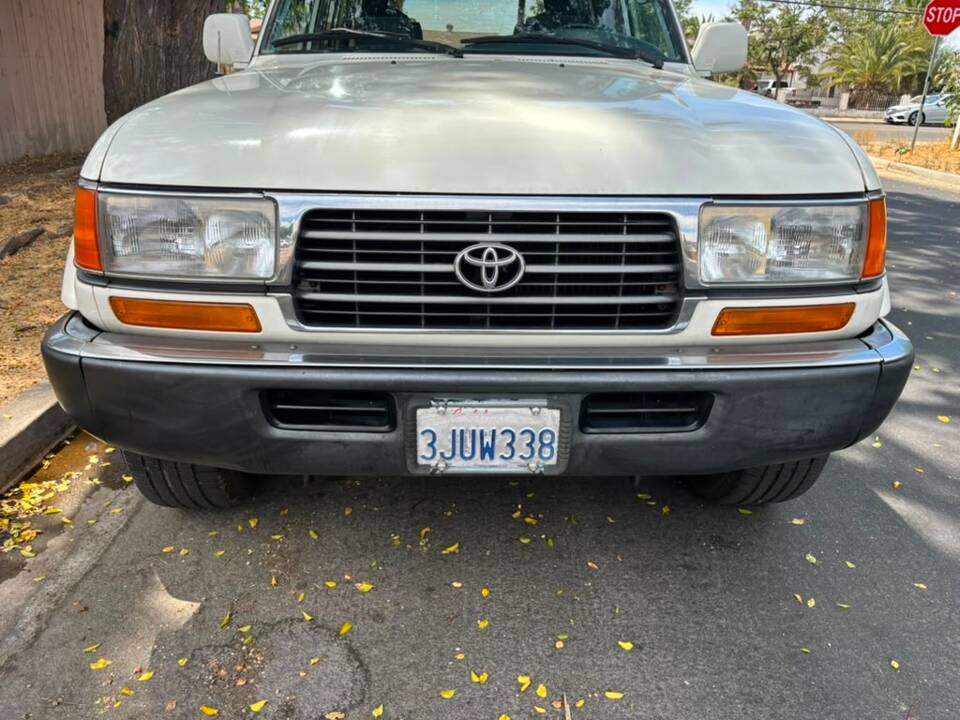 Bild 2/42 von Toyota Land Cruiser J80 (1994)