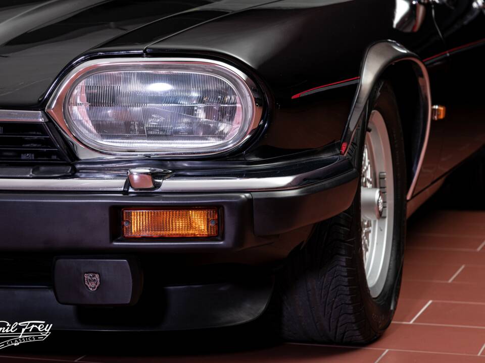 Image 3/7 of Jaguar XJ-S Convertible (1991)