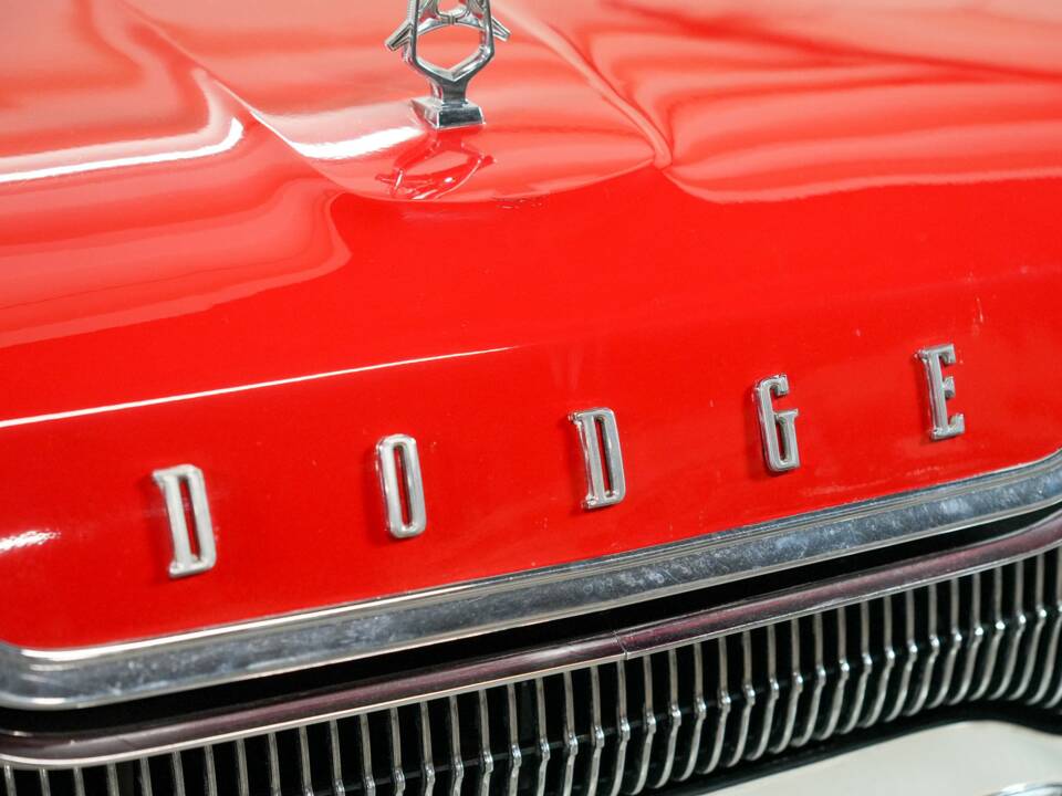 Image 14/44 of Dodge Polara (1965)