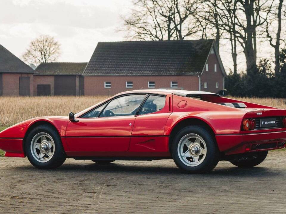Image 2/25 de Ferrari 512 BBi (1982)