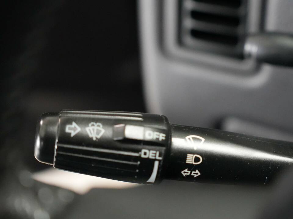 Image 41/47 of Plymouth Prowler (2000)