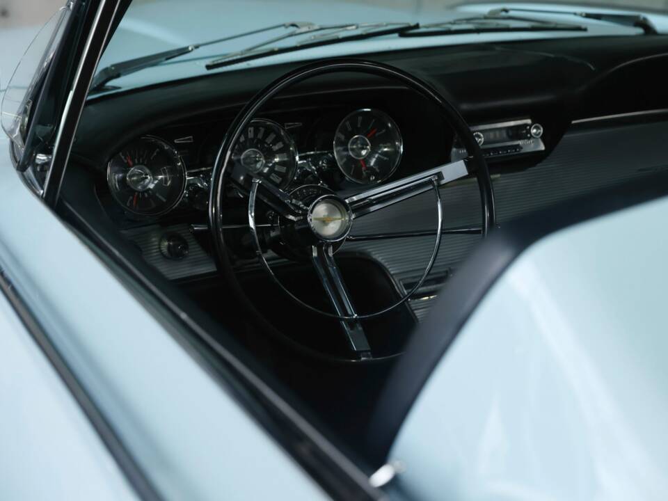 Immagine 43/50 di Ford Thunderbird (1962)
