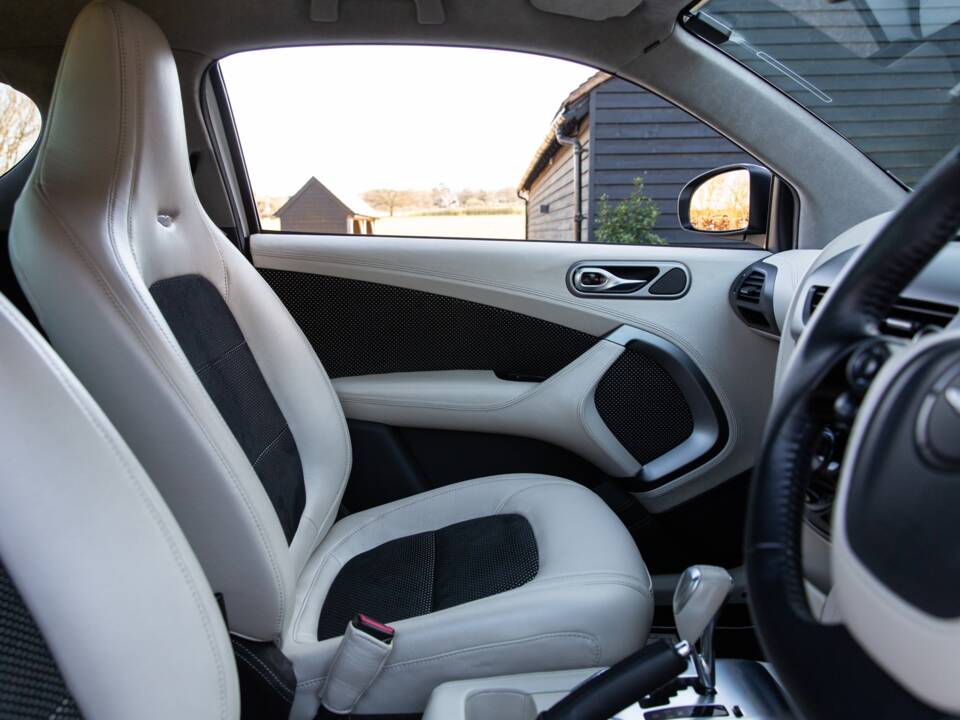 Bild 80/95 von Aston Martin Cygnet (2012)
