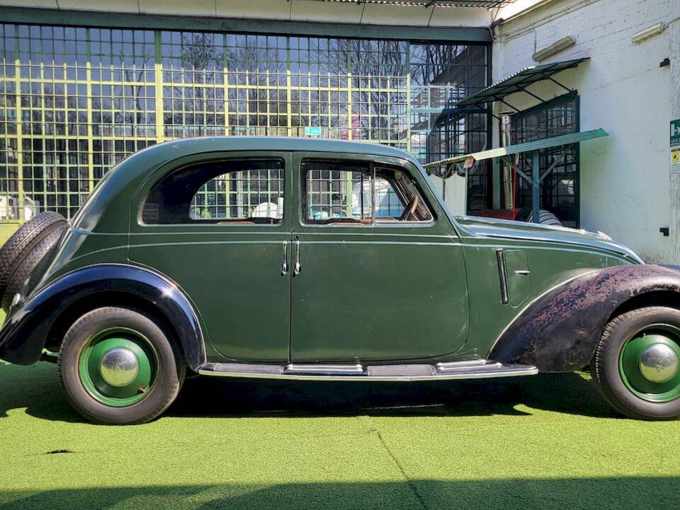 Image 10/75 of FIAT 1500 (1937)