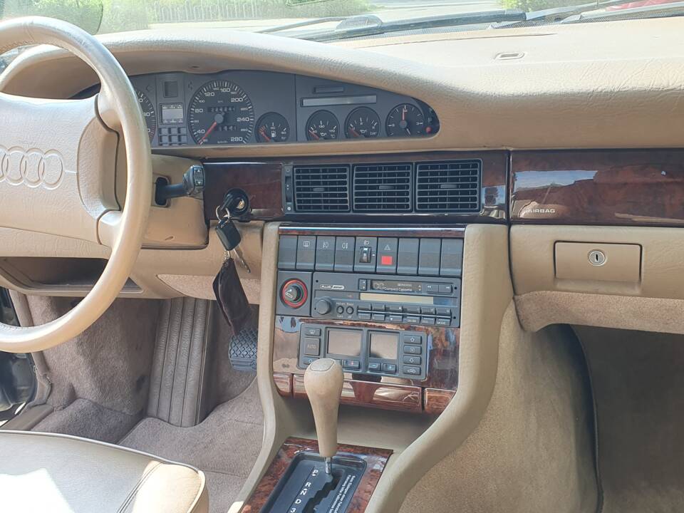 Bild 9/13 von Audi V8 4.2 (1993)