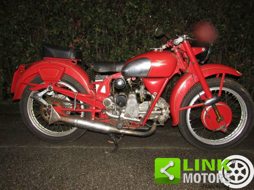Image 4/10 of Moto Guzzi DUMMY (1957)