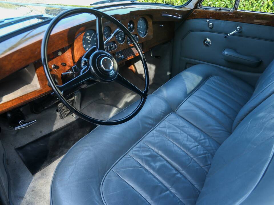 Image 23/50 de Rolls-Royce Phantom V James Young (1962)