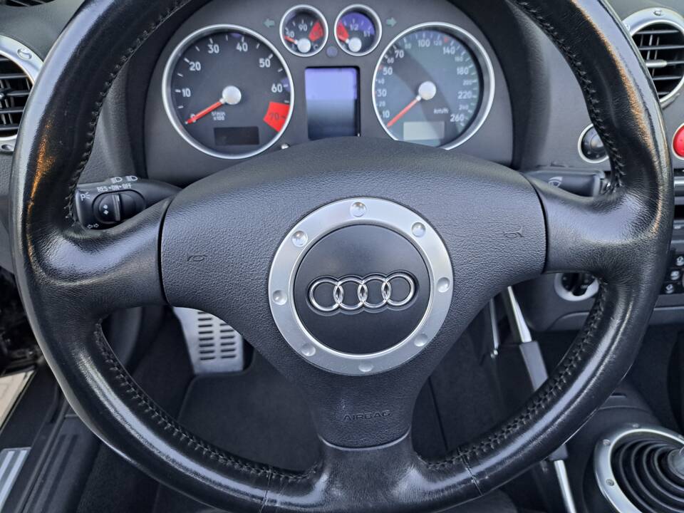 Bild 31/41 von Audi TT 1.8 T (2002)
