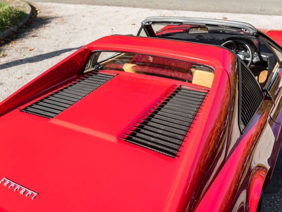 Bild 26/55 von Ferrari 308 GTS Quattrovalvole (1983)