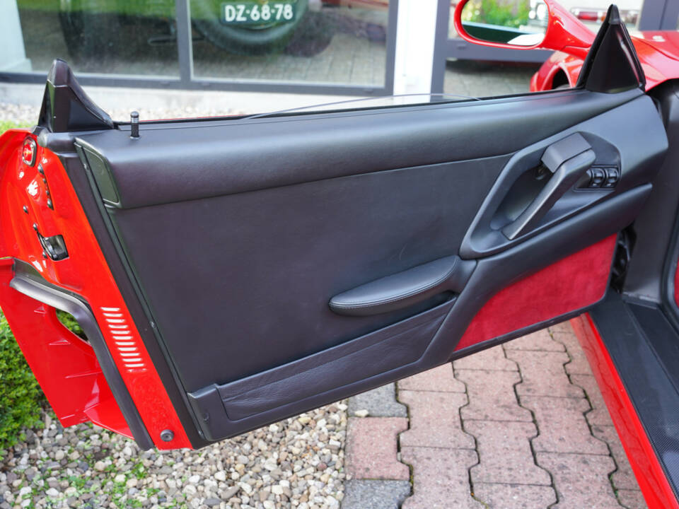 Imagen 49/50 de Ferrari F 355 F1 GTS (1998)
