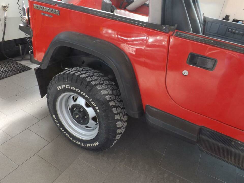 Bild 43/50 von Jeep Wrangler 2.5L (1990)