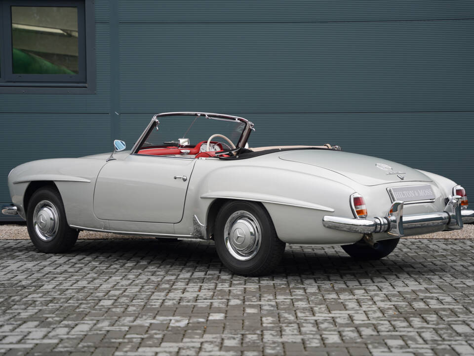 Image 2/50 de Mercedes-Benz 190 SL (1960)