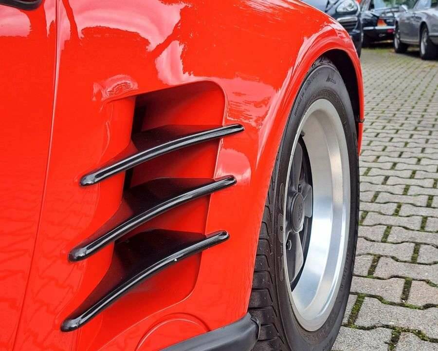 Image 6/28 de Porsche 911 Turbo 3.3 (1989)