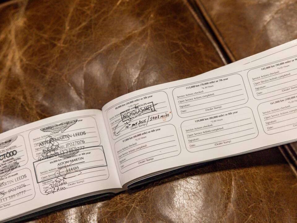 Afbeelding 62/69 van Aston Martin DBS (2012)