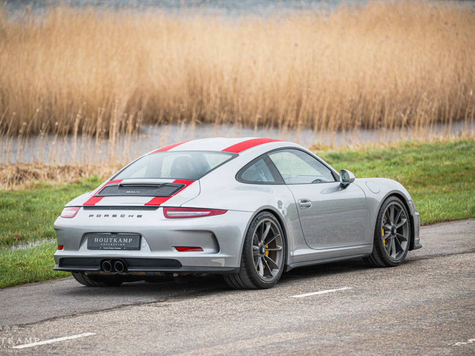Bild 9/17 von Porsche 911 R (2016)