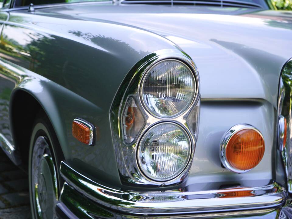 Bild 7/19 von Mercedes-Benz 280 SE 3,5 (1971)
