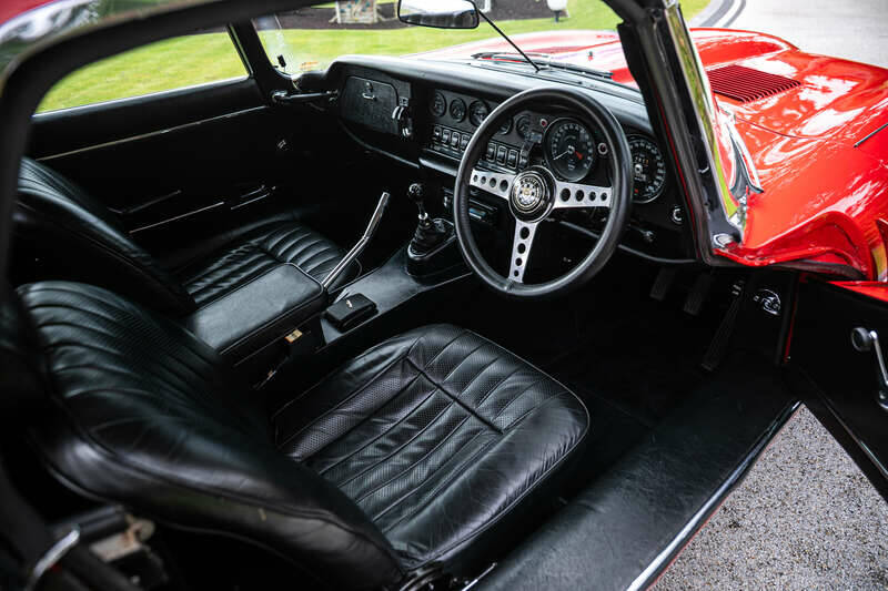 Imagen 2/36 de Jaguar E-Type V12 (1974)